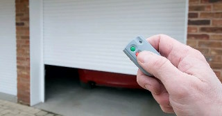 Купить автоматику для рулонных ворот Климовск, цена от 2730 руб.