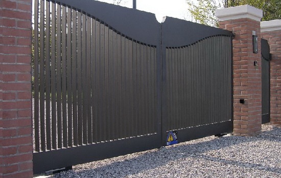Купить новые ворота Абакан откатные в Климовске по цене от 82400 руб